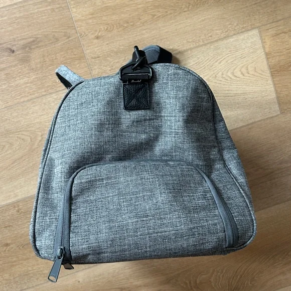 Herschel Duffel Bag in Raven Crosshatch Gray - Picture 2 of 4